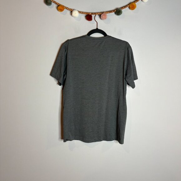 Nike Dri-Fit New York Yankees tee - Picture 4 of 4